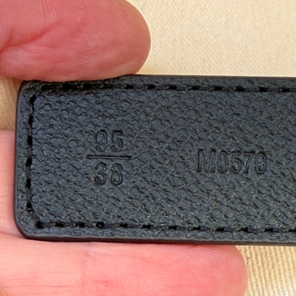 New in box Louis Vuitton Dark Brown Monogram Reversible Belt with Gold Buckle - Picture 3 of 8